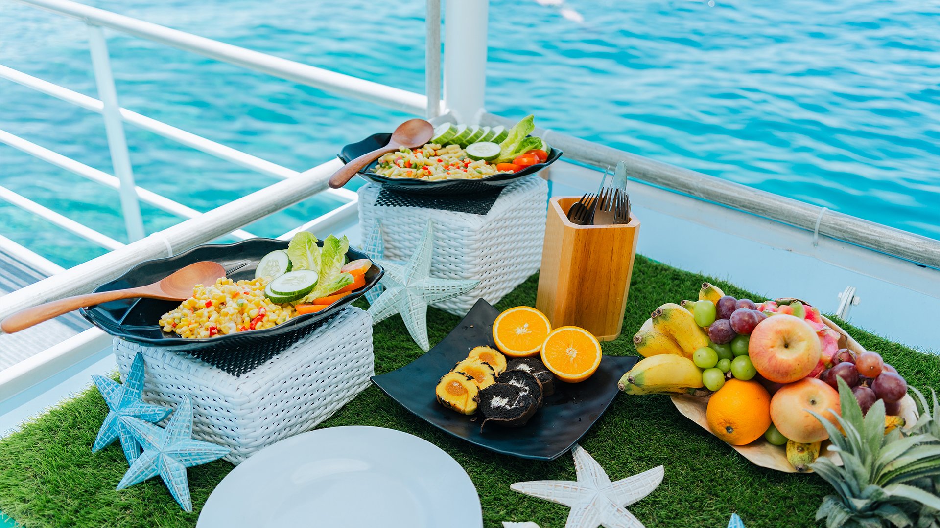 Gili Hai 3 Island BBQ Cruise