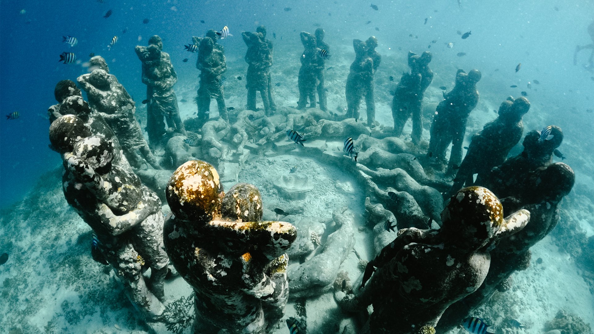 Underwater Statues